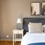 Saint Suite